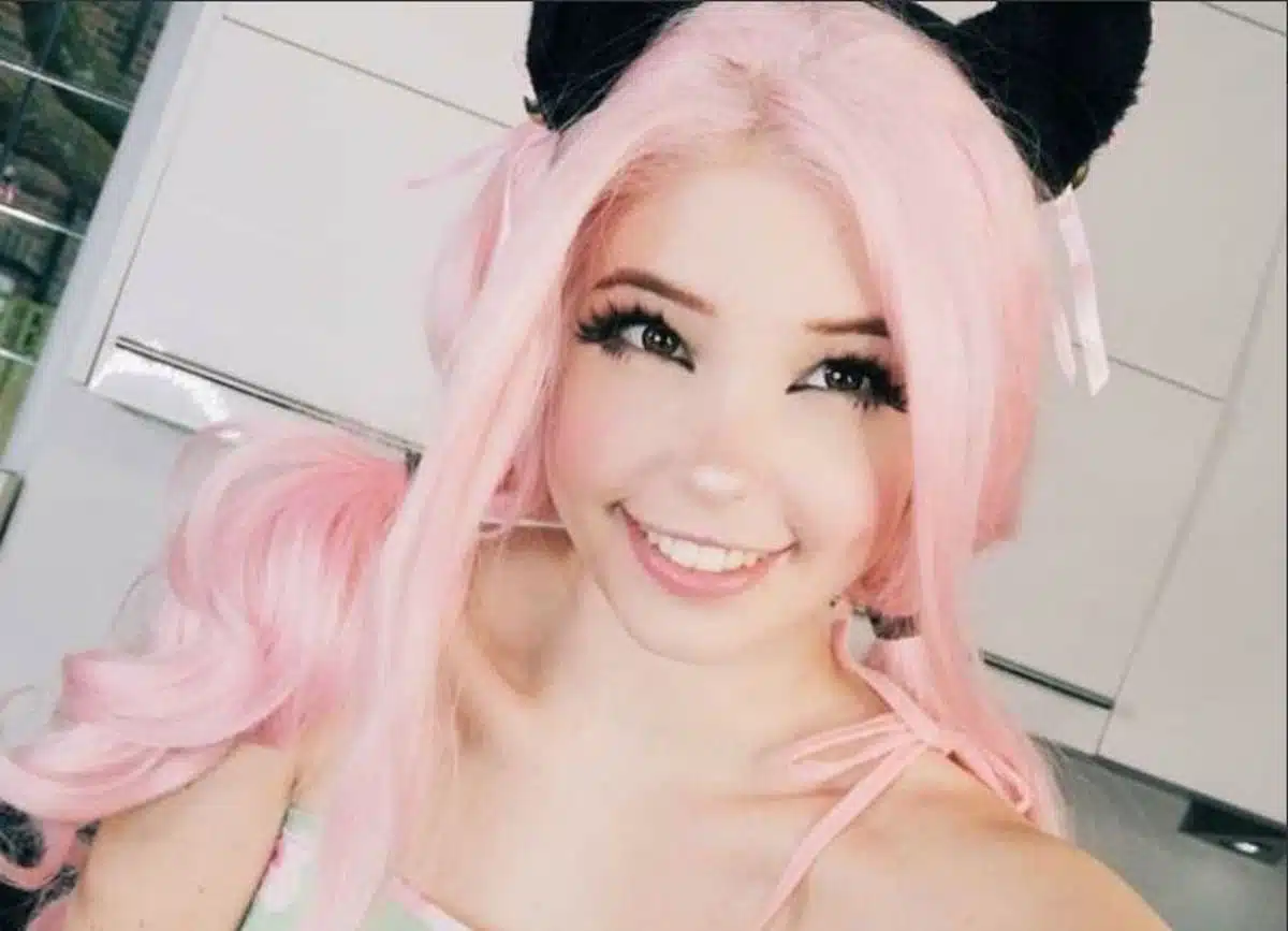 Qui est Belle Delphine, la star du net