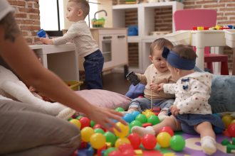 Aides pour la garde d'enfants : ce qui a changé en 2026 et comment en profiter