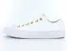Nettoyer des chaussures converses blanches