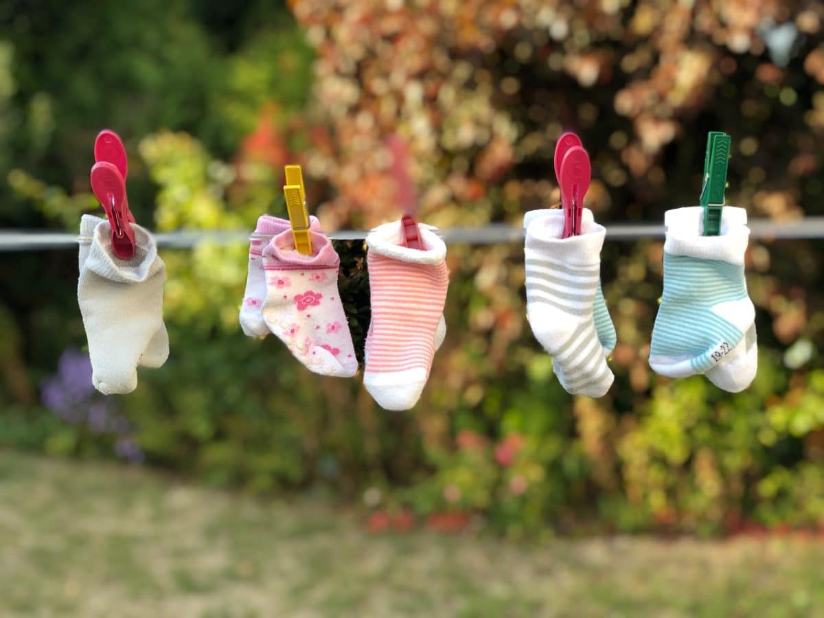 Comment choisir la taille des vêtements de bébé ?